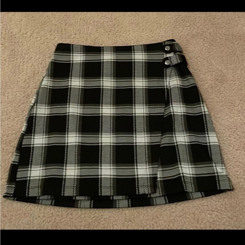 SO Black and White A-Line Mini Skirt Wrap Casual